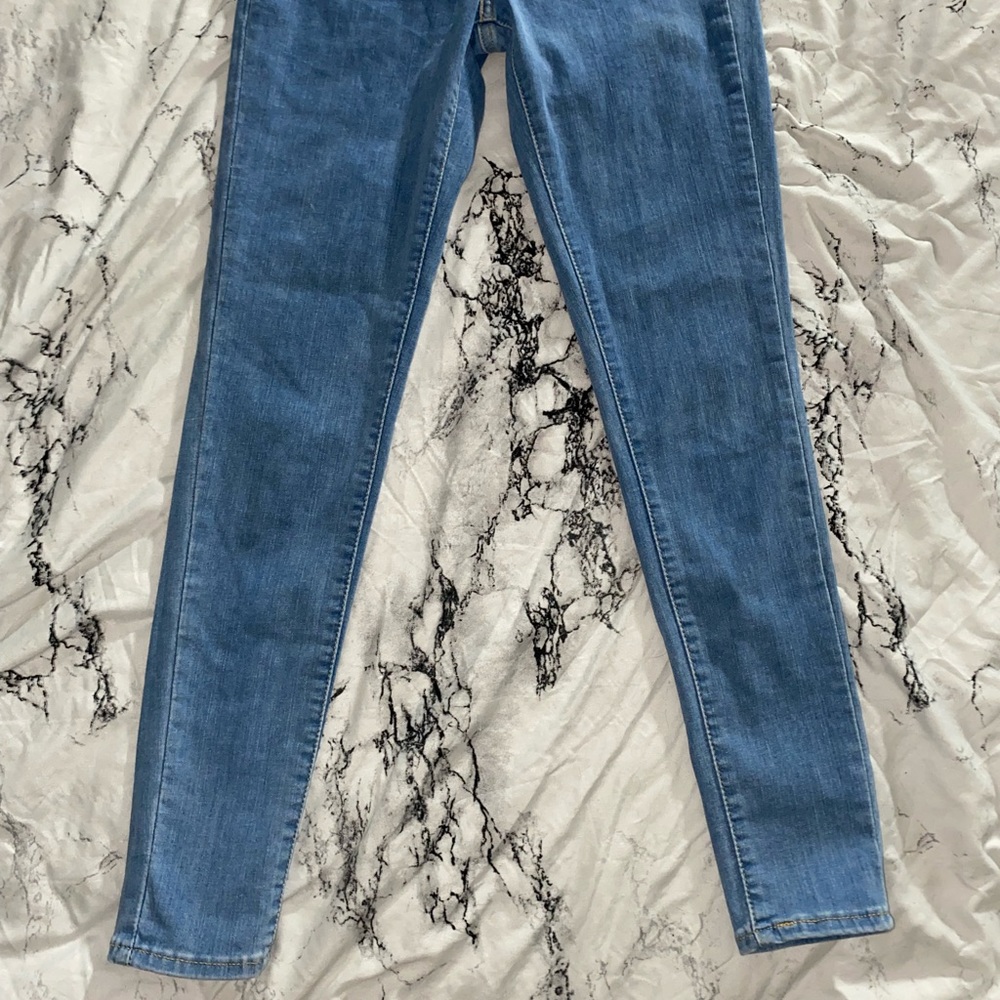 Levi’s - Picture 4 of 6